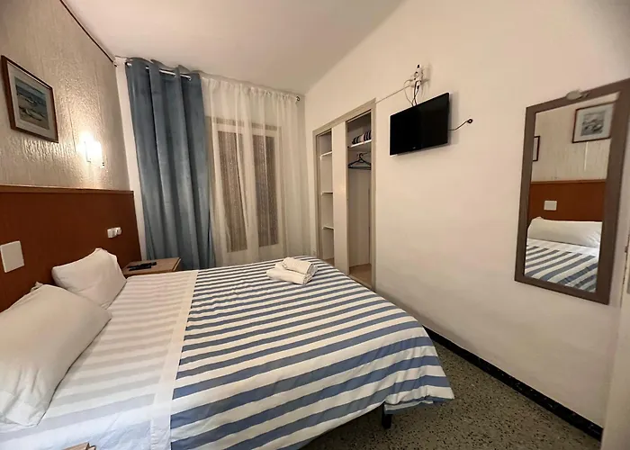 P&r Hostals Maria Rosa 게스트하우스 또사데마르