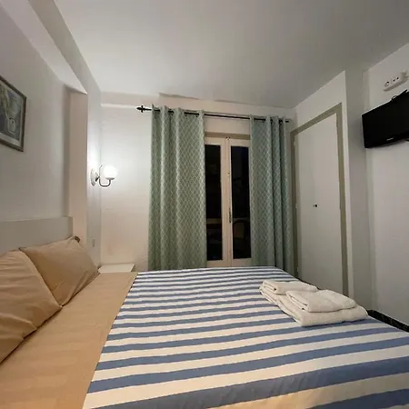 P&r Hostals Maria Rosa Vendégház